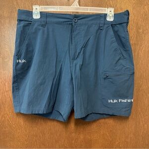 Huk performance fishing Next Level shorts men’s XL 7” inseam navy blue outdoors